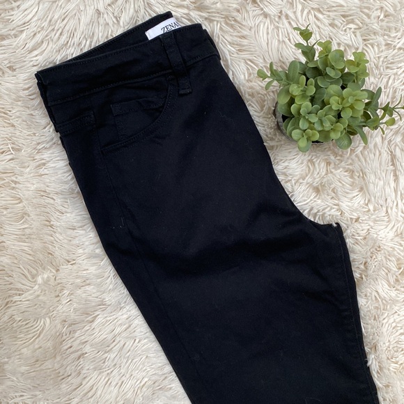 Zenana Flare Stretch Jeans 💗 Black - Picture 5 of 12